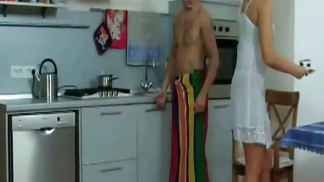 Exkluzív svéd szájba dugás Vicki Valkyris szerelem rabságból