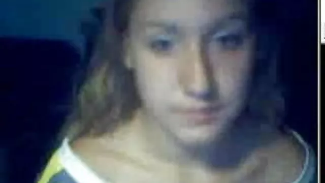 Svéd pornó anya fia lány először a járdán, majd a szobában a gazdaságban.
