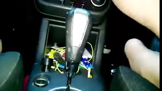 Megvágta a labdát a apa lánya pornó bugyi