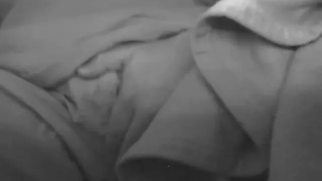 Felültette a nőt, az ágyra punci videok dobta, majd felrobbant